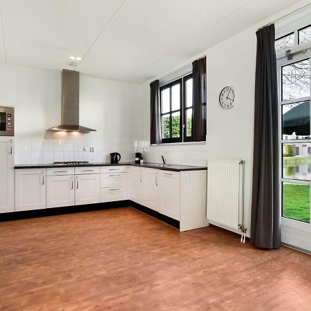 Luxury 4-Person Residence In The Holiday Park Landal Esonstad Anjum Zewnętrze zdjęcie