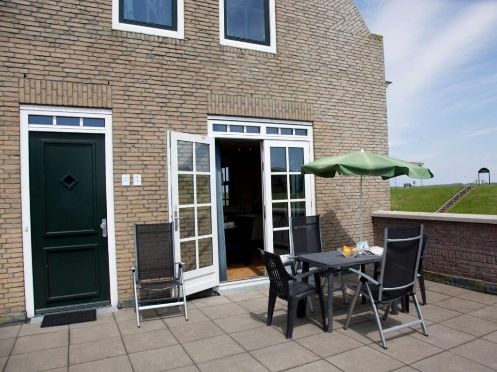 Luxury 4-Person Residence In The Holiday Park Landal Esonstad Anjum Zewnętrze zdjęcie
