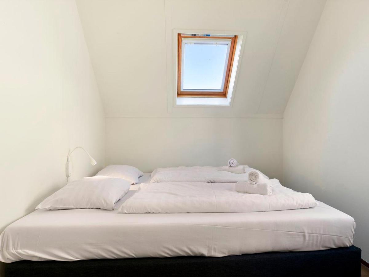 Luxury 4-Person Residence In The Holiday Park Landal Esonstad Anjum Zewnętrze zdjęcie