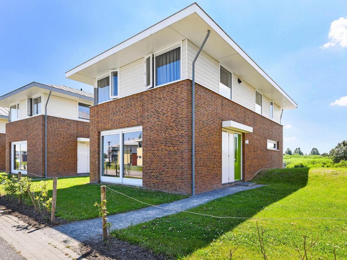 Luxury 4-Person Residence In The Holiday Park Landal Esonstad Anjum Zewnętrze zdjęcie
