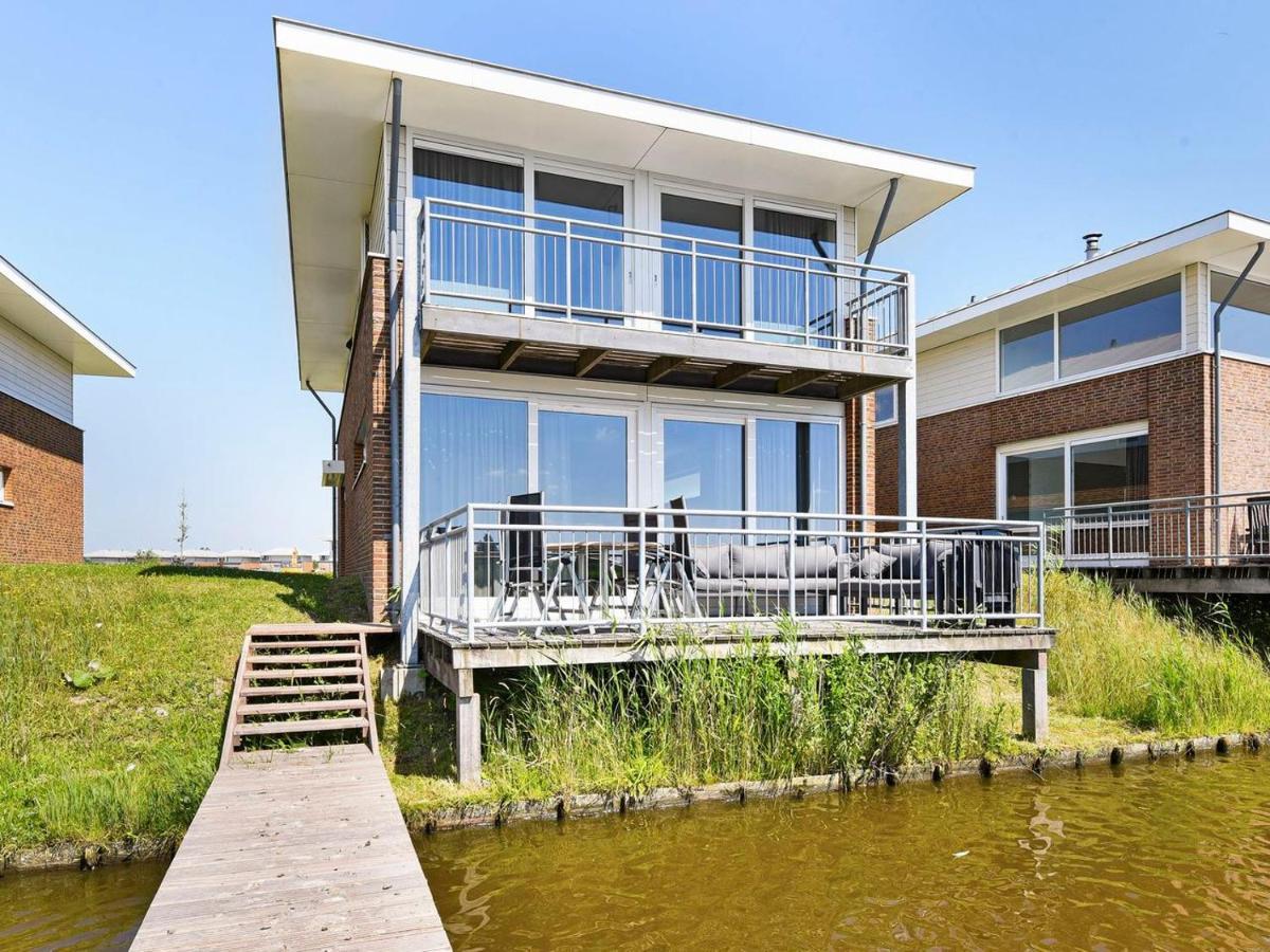 Luxury 4-Person Residence In The Holiday Park Landal Esonstad Anjum Zewnętrze zdjęcie